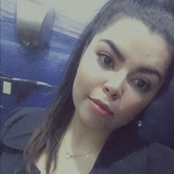 Meet your Posher, Kareena - Picture 1 of 1